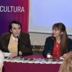 Farias y Rodríguez durante la presentación de la novela En busca de mi otro yo. Editoriales actuales de España, Adarve