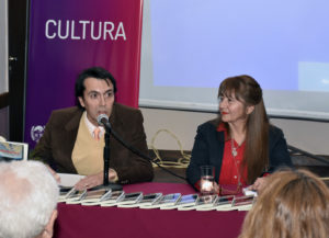 Gustavo Marcelo Farias junto a Marta Rodríguez. Editoriales de España, Adarve
