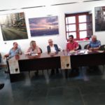 Autores e invitados durante la presentacion de la novela Ya se acabó el alboroto. Editoriales actuales de España, Adarve