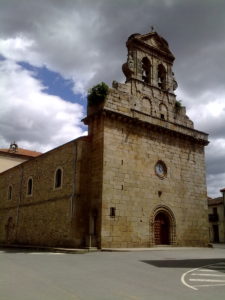 Iglesia católica de Tamames. Editorial Adarve, Editoriales actuales de España