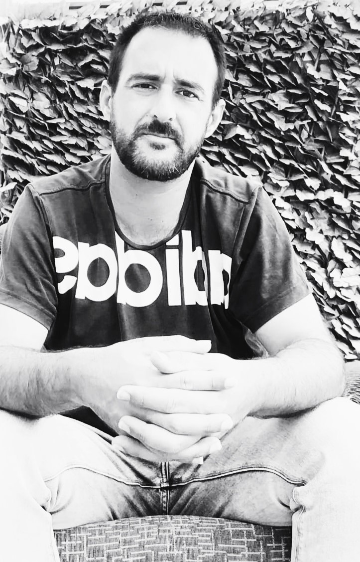 Francisco Varo Editorial Adarve