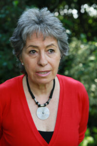 María Jinich, autora del libro Breve historia de cuatro mil millones de años. Editorial Adarve, publicar un libro