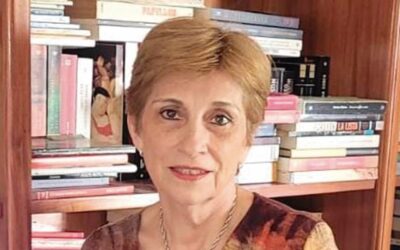 Entrevista a Ángela W. Rovigo, autora del libro Laberinto de espejos