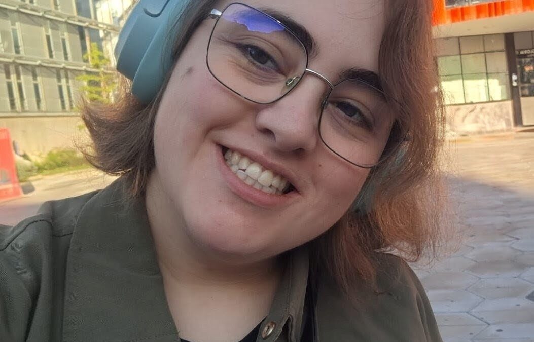 Entrevista a Alba Baña, autora del libro Los ojos azules de cristal