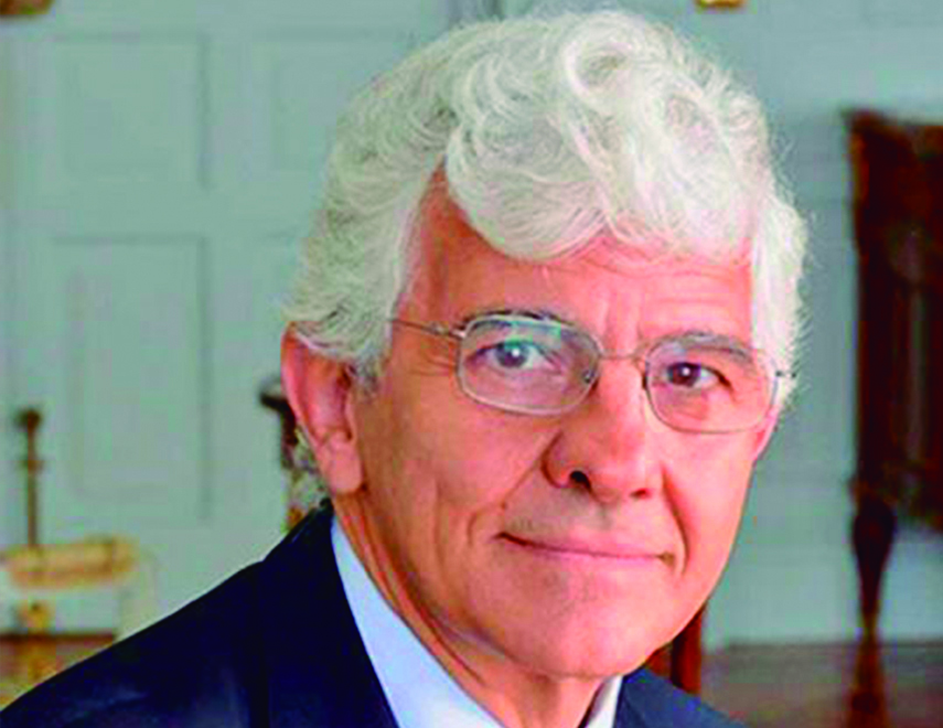 Entrevista a Rodrigo Martínez-Val Peñalosa, autor de Más allá del horizonte