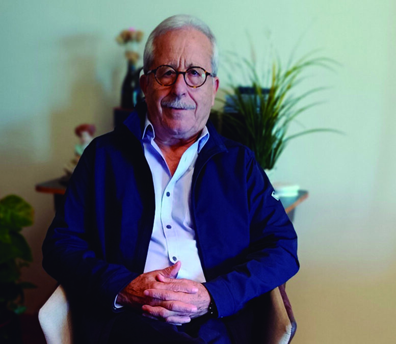 Entrevista a Pascual Fernández Espín, autor de Nada era casual